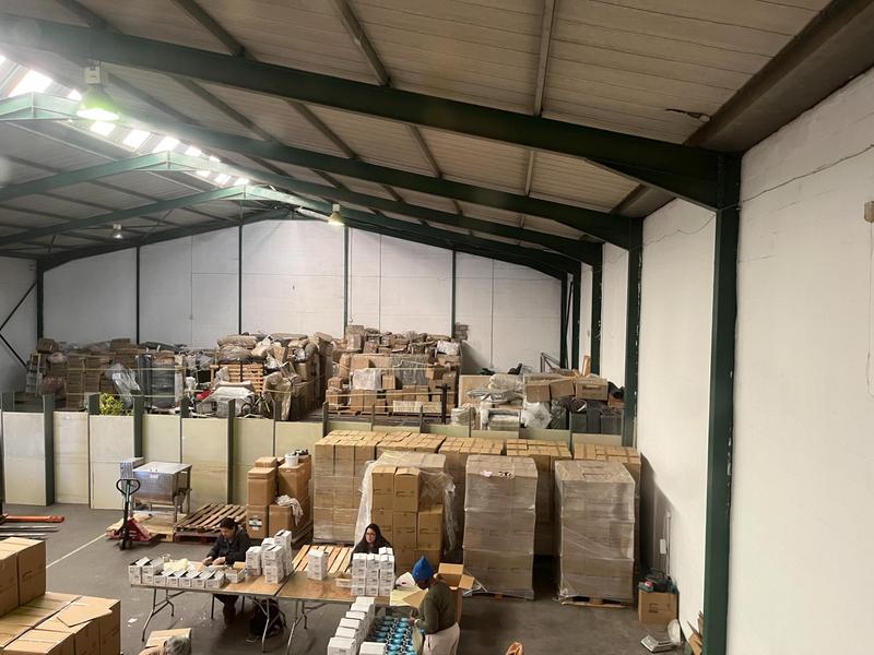 To Let Commercial Property for Rent in Killarney Gardens Western Cape
